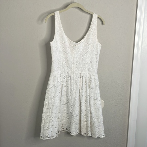 Lilly Pulitzer white eyelet dress size 4 - Picture 3 of 5